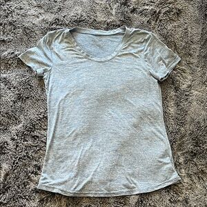 Danskin Light Gray Women's Short Sleeve Tee